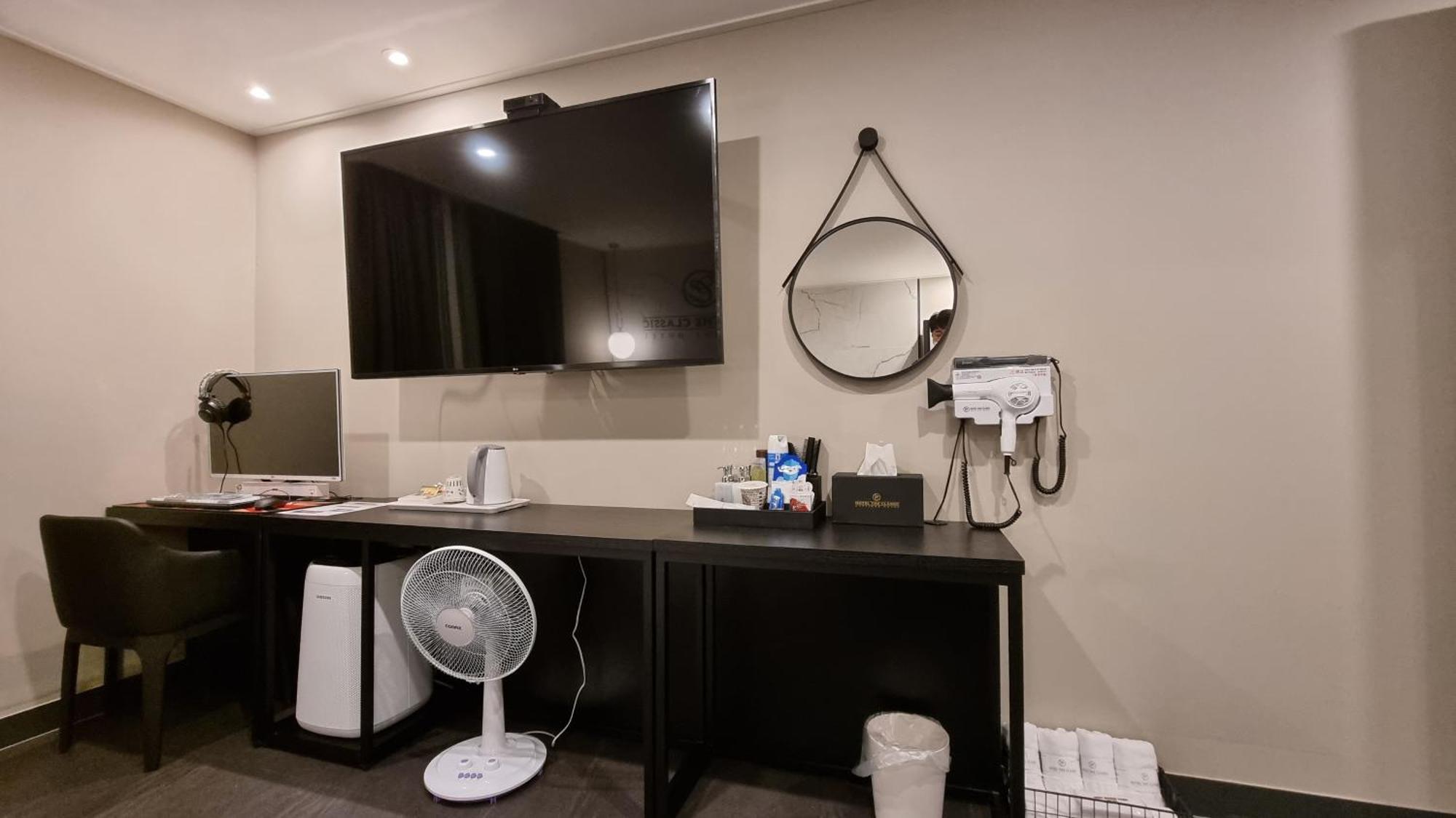 Hotel The Classic Ilsan Ni Kamer foto